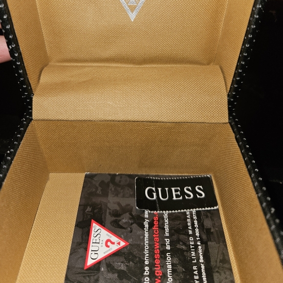 Guess watch - Picture 4 of 6